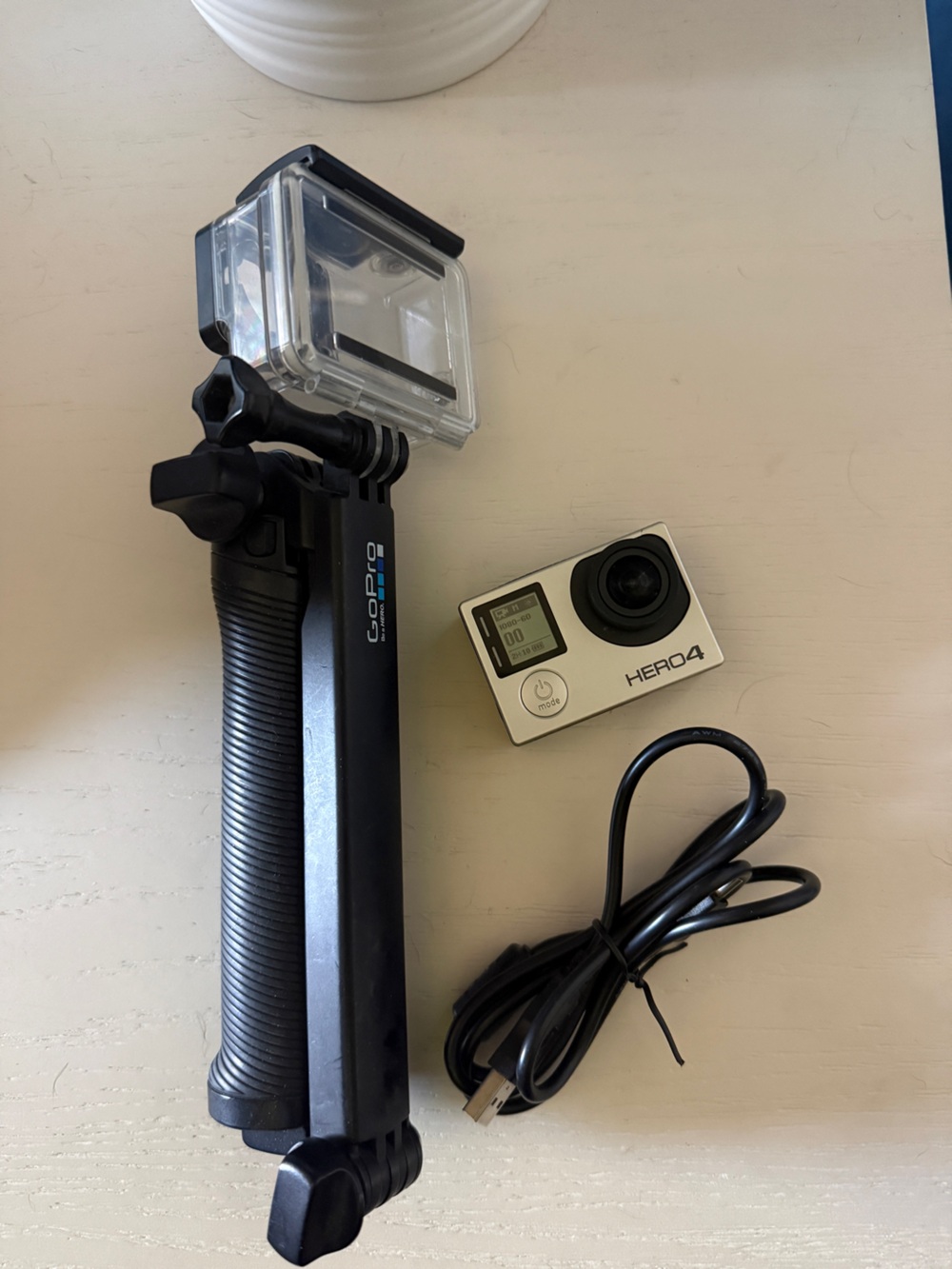 GoPro HERO4 Silver Action Camera with Black Mount
